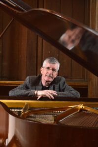 Free lunchtime concert with Stephen Hose @ LAUDERDALE HOUSE